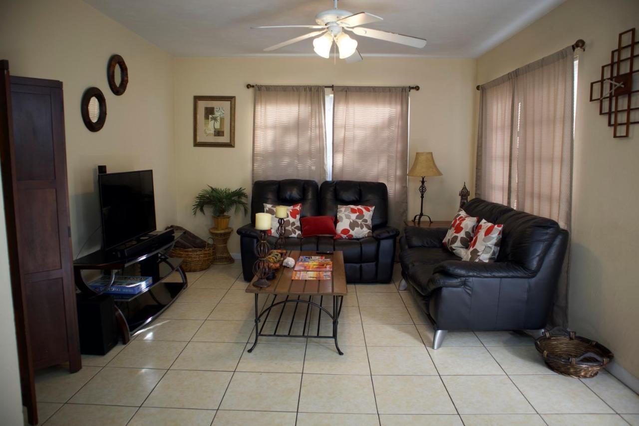 Great Location Near Downtown & Airport Villa Tampa Kültér fotó